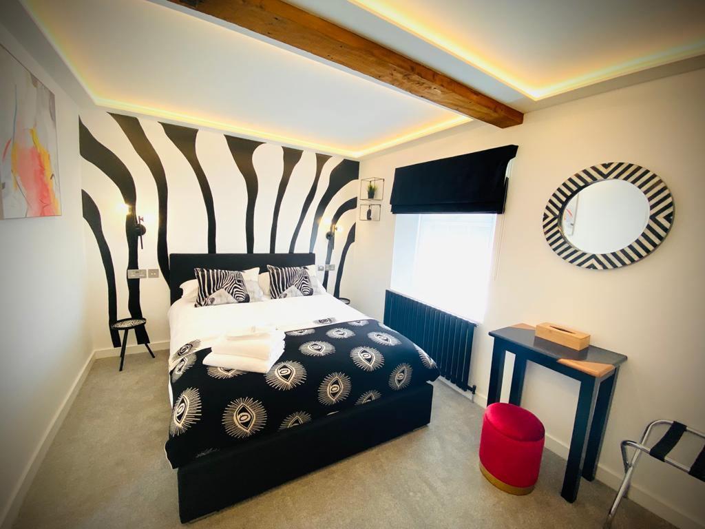 The Cherry Tree Hotel 金士顿布朗特 外观 照片